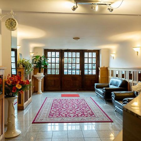 Hotel Pension Dahlem Berlin Exteriör bild