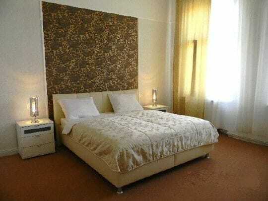 Hotel Pension Dahlem Berlin Exteriör bild