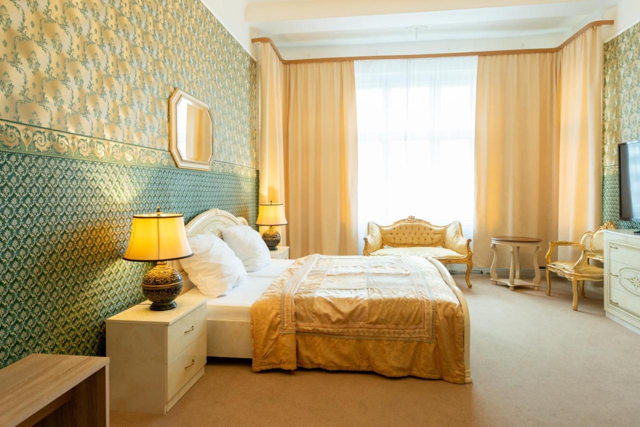 Hotel Pension Dahlem Berlin Exteriör bild