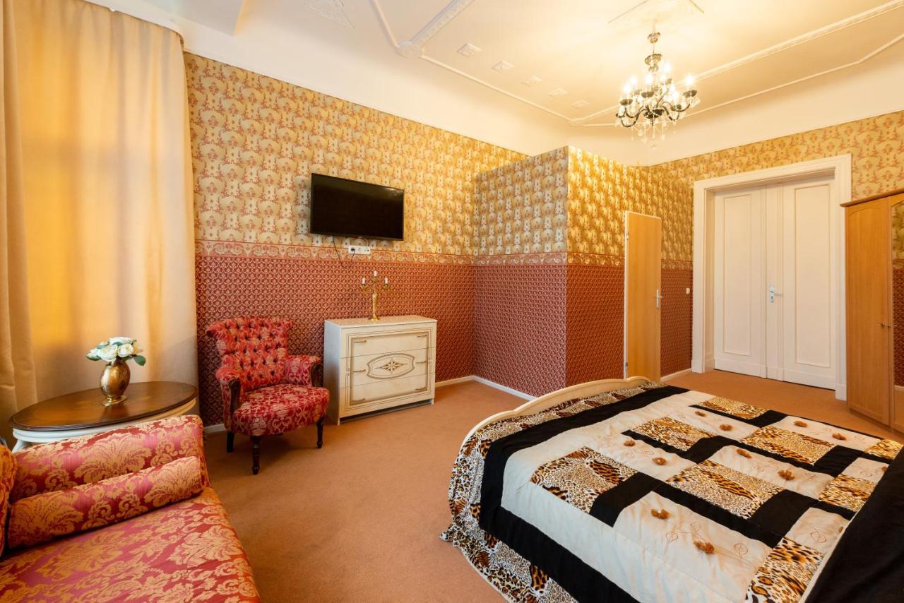 Hotel Pension Dahlem Berlin Exteriör bild